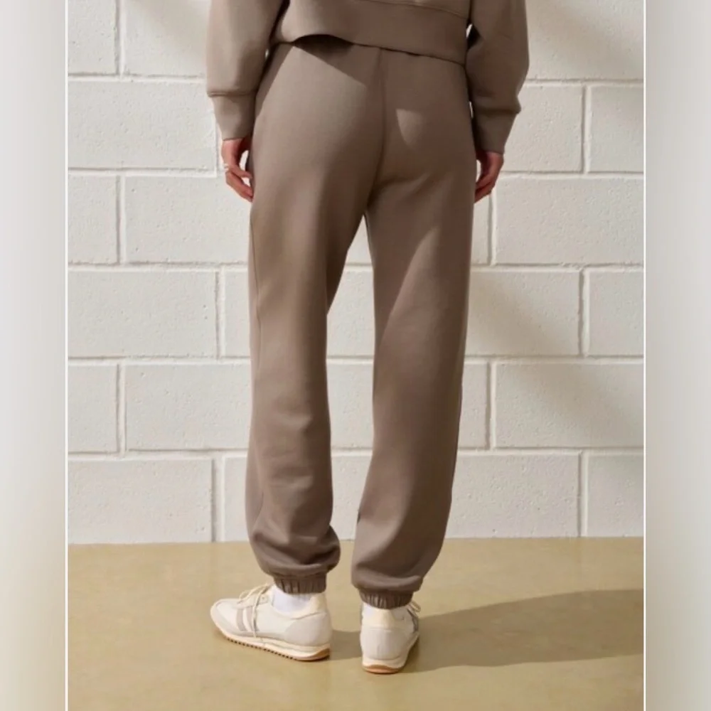 YPB Women's neoKNIT Taupe Jogger Pants - Picture 1 of 5